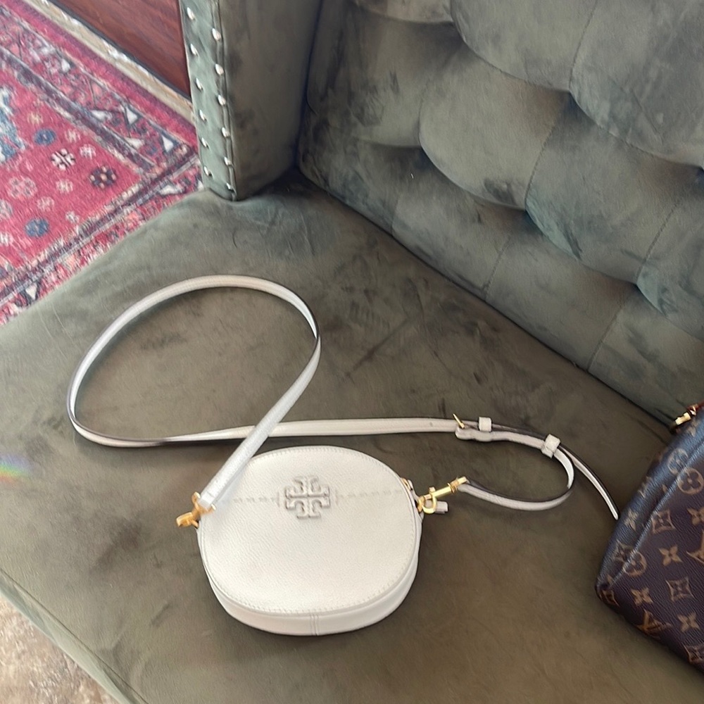 Tory Burch purse crossbody/ or belt. McGraw belt bag